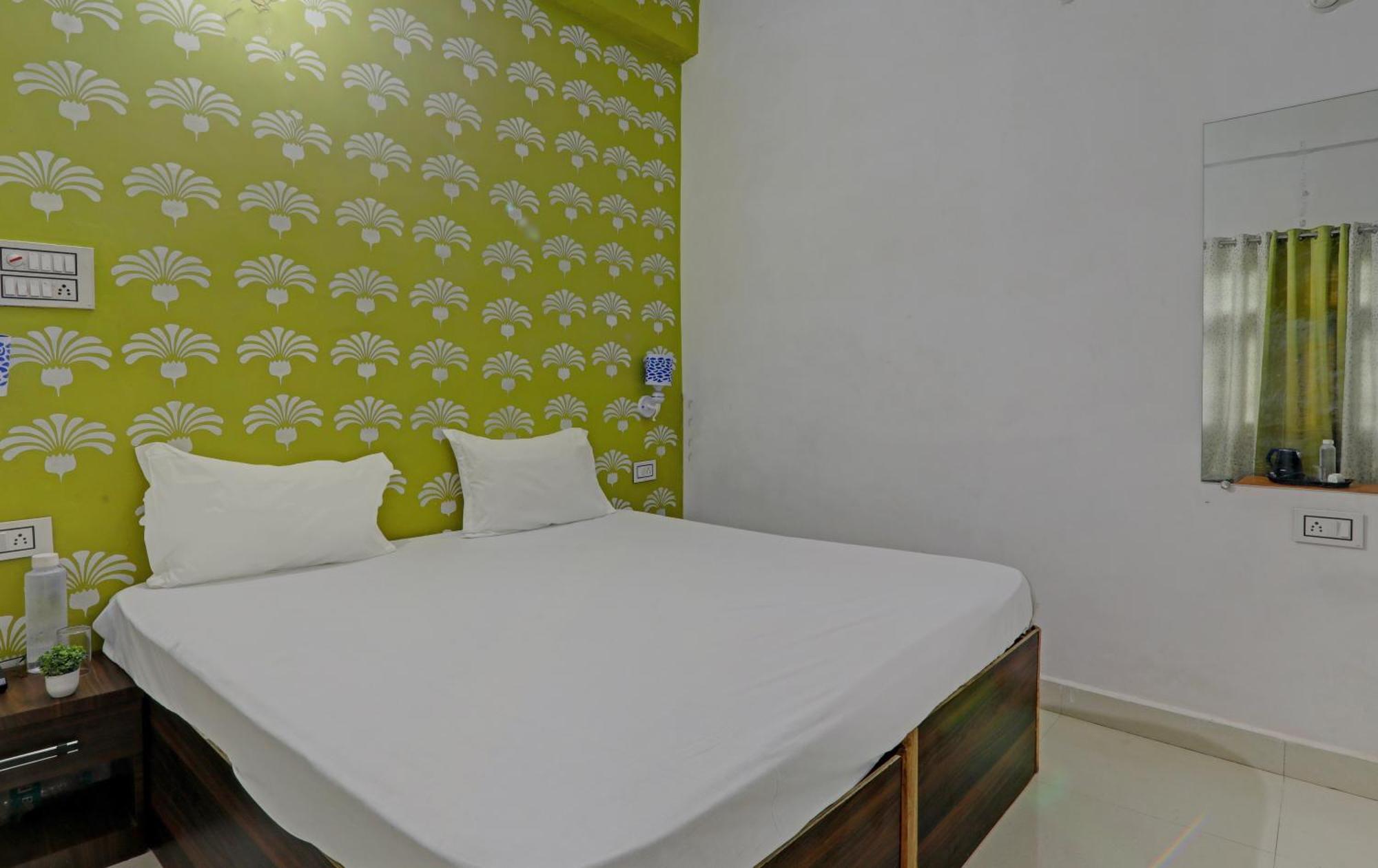 Hotel O Surya Inn Pura Raghunath Exterior photo